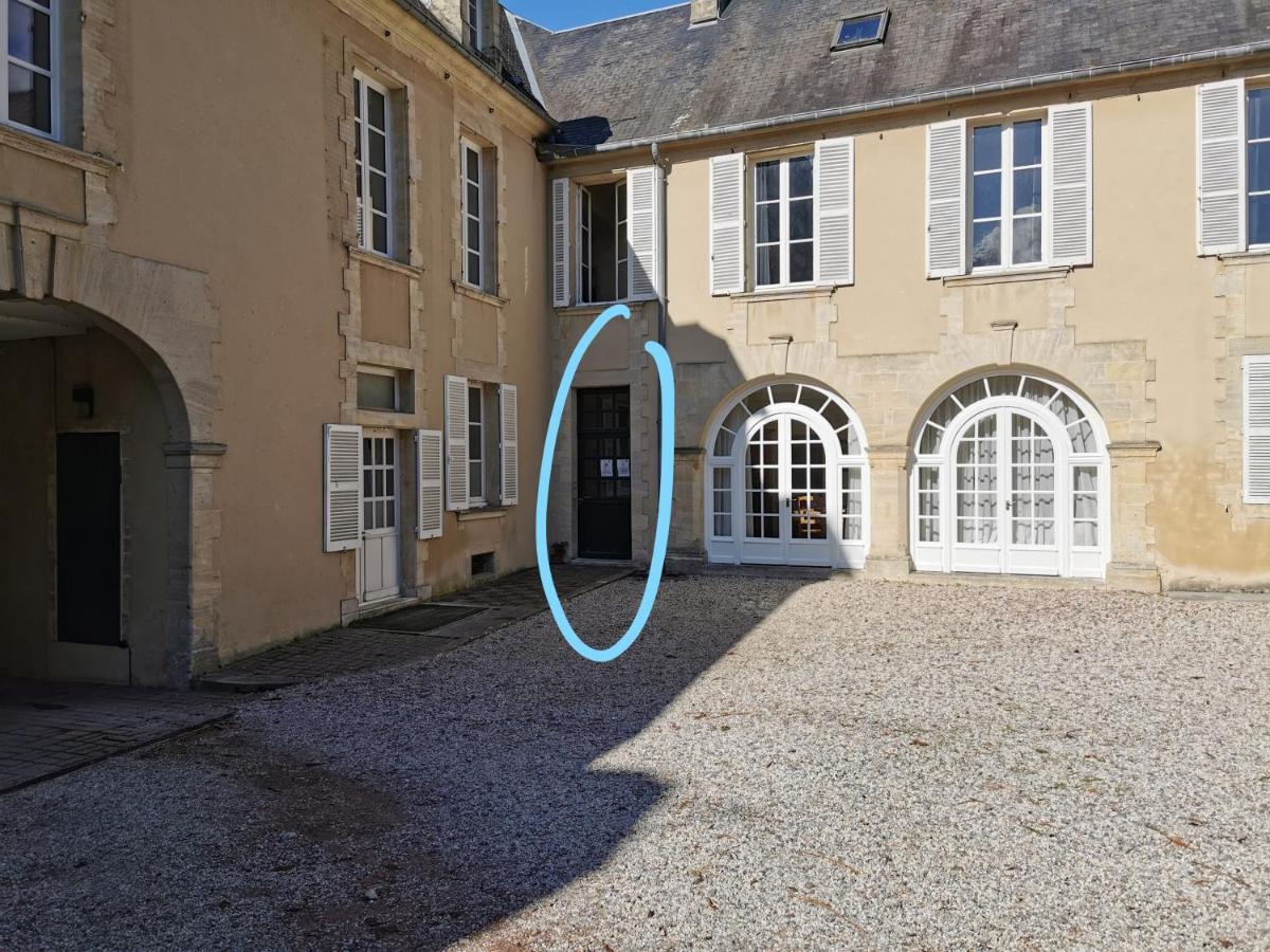 Appartement Avec Vue Sur Cathedrale Classe De Tourisme 3 Etoiles Bayeux Exteriér fotografie